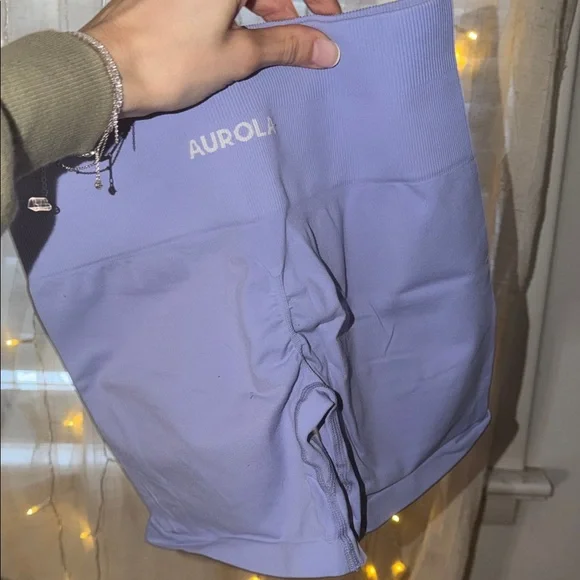 Aurora High-Rise Bike Shorts in Lavender - Picture 2 of 4